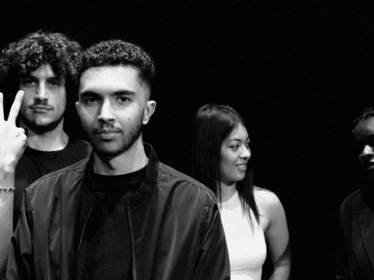 Baudelaire-catalogue-7-scaled-r6xd5shxr5pwgmm7j1e3nd0ymqk2tc1zr4u53sf52o